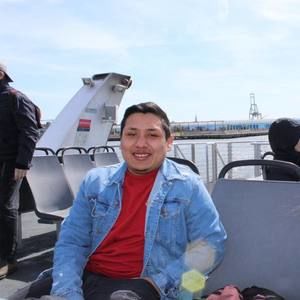 Meet your Posher, Heriberto